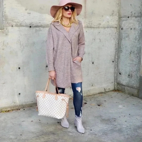 Mauve Open Front Knitted Cardigan with hood - Picture 6 of 8